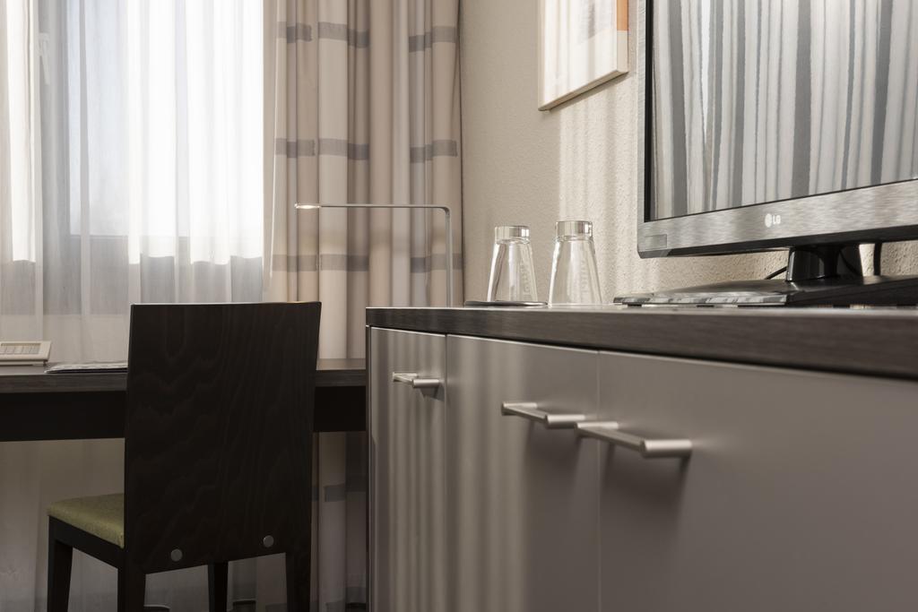Mercure Duesseldorf Airport Ratingen Pokoj fotografie